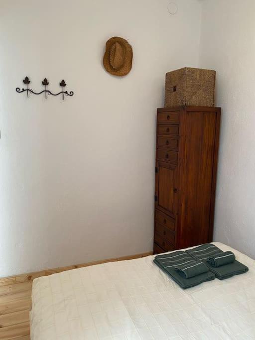 Agradable Casa Rural Con Suelos De Madera Санта-Олалья-дель-Кала Екстер'єр фото