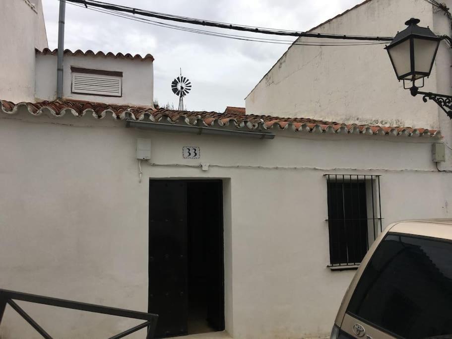 Agradable Casa Rural Con Suelos De Madera Санта-Олалья-дель-Кала Екстер'єр фото